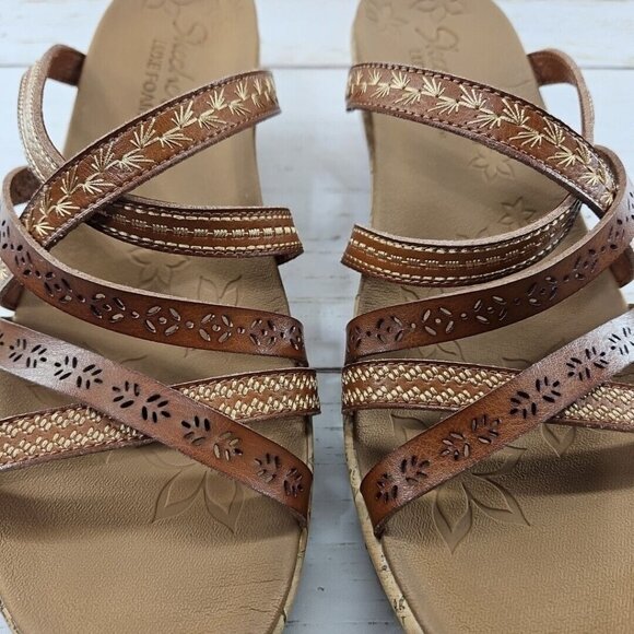 Skechers Womens Size 11 Beverlee Tiger Posse Brown Laser Cut‎ Open Toe Wedges - Picture 4 of 11